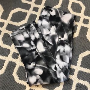 Lululemon Speed Up Crop